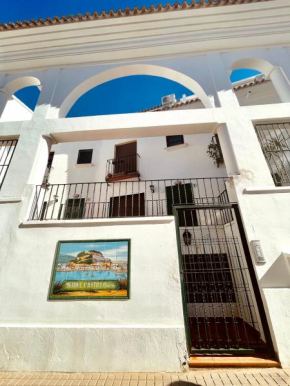 Lovely 3-bedroom townhouse in historic center
